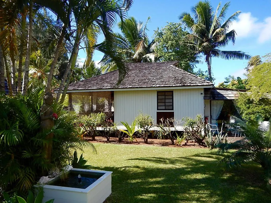 Poerani Moorea 3*,