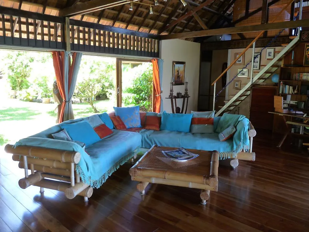 Poerani Moorea 3*,  French Polynesia