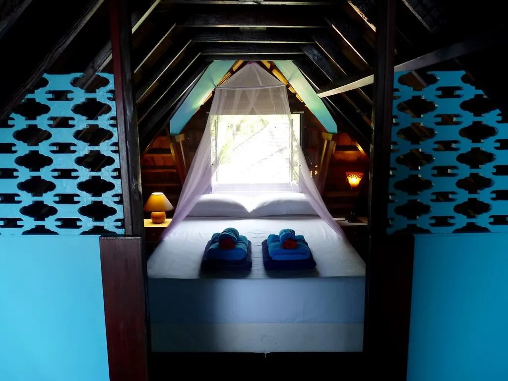 Poerani Moorea Hotel